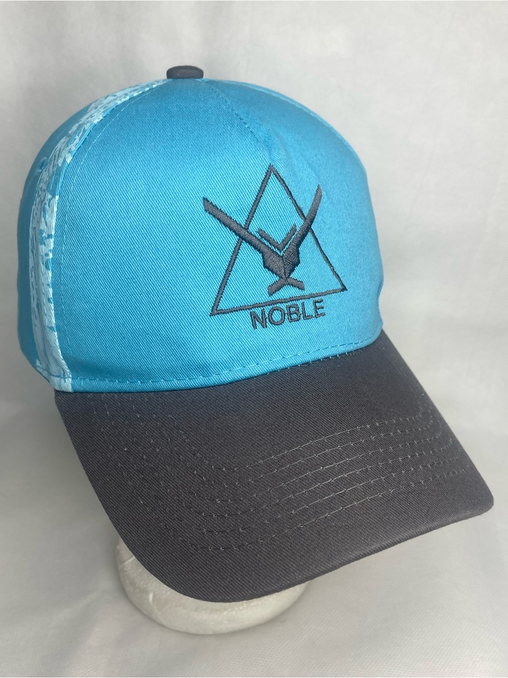Halo Lootwear Exclusive Legendary Crate Noble Kat-B320 Hat OS Blue Baseball Cap